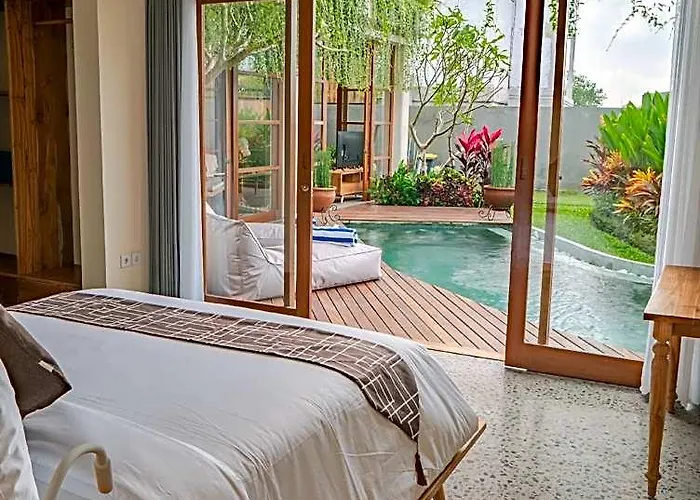 Anandathu - Tropical Pool In Canggu Hotel 5*