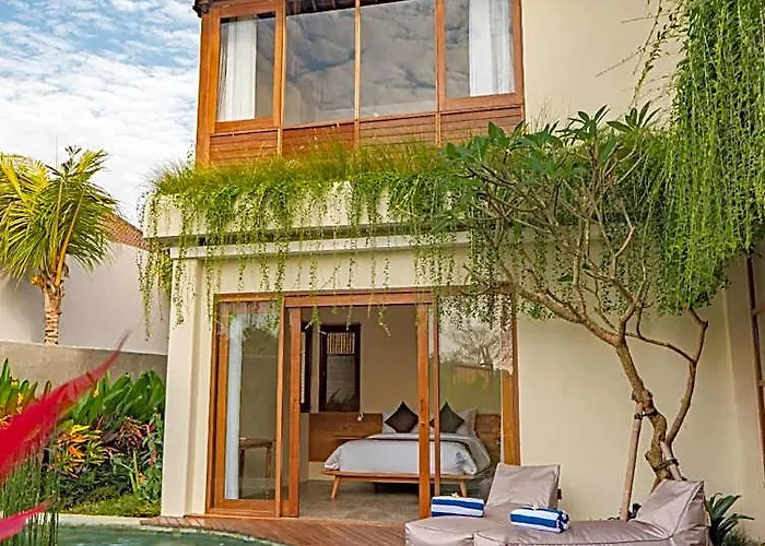 Anandathu - Tropical Pool In Canggu Pererenan