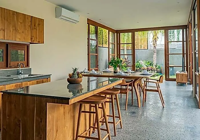 Anandathu - Tropical Pool In Canggu 5* Pererenan